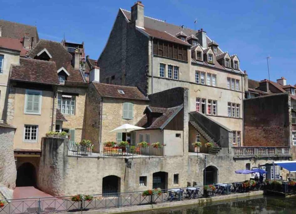 Bienvenue A L'Appart' De Louis ! Dole Exterior photo